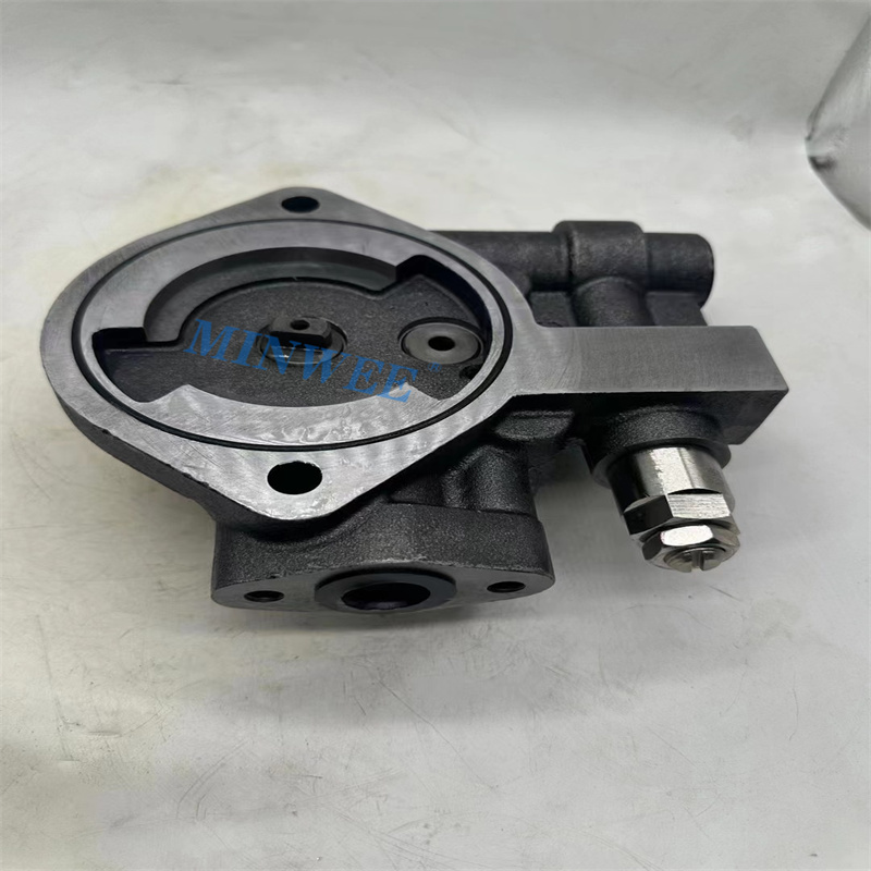 1741138545 950 MINWEE 704 24 28230 HPV90 PC200 5 PC200 3 excavator repair parts hydraulic gear
