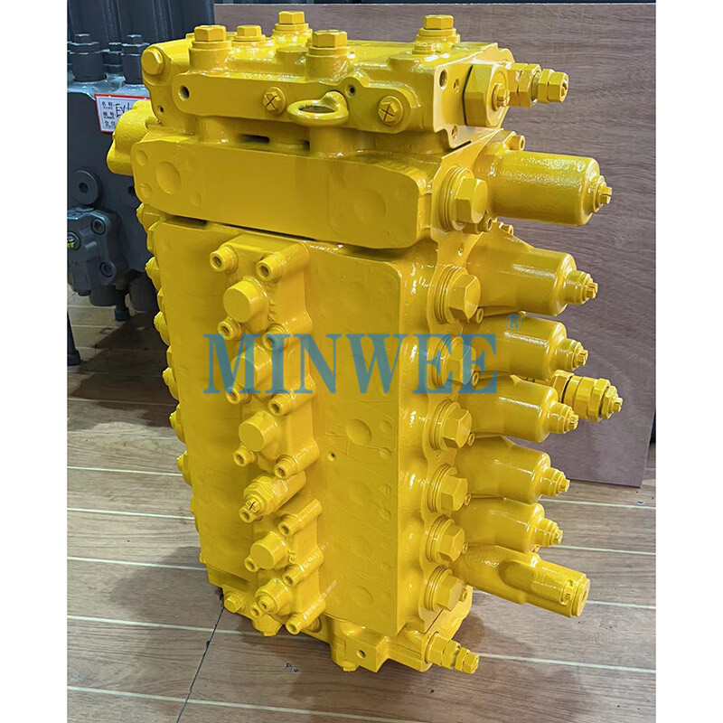 1741154339 943 Excavator control valve 7234717103 723 47 17103 Hydraulic Main Control Valve PC400 6