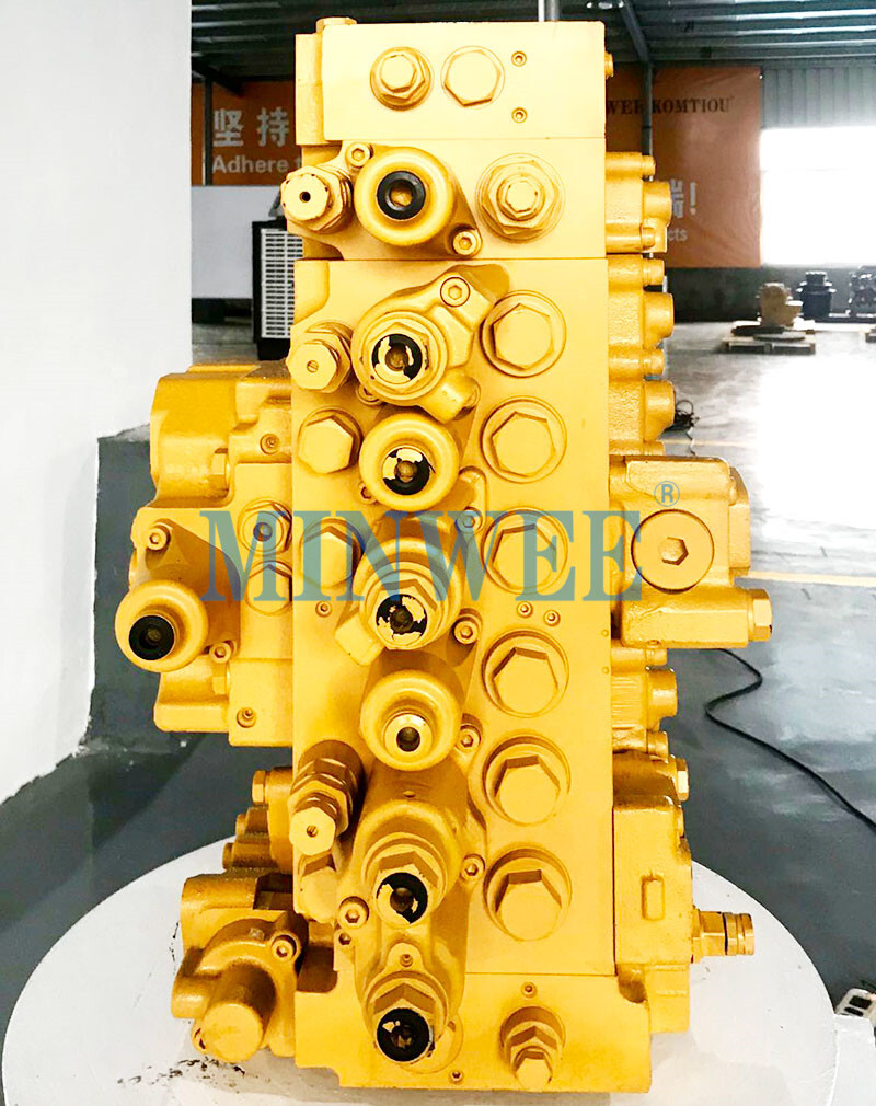 1741154739 888 PC200LC 7 PC200 7K PC200 7 Main Control Valve 723 46 20403 723 46 20402 723 46 20401 Hydraulic