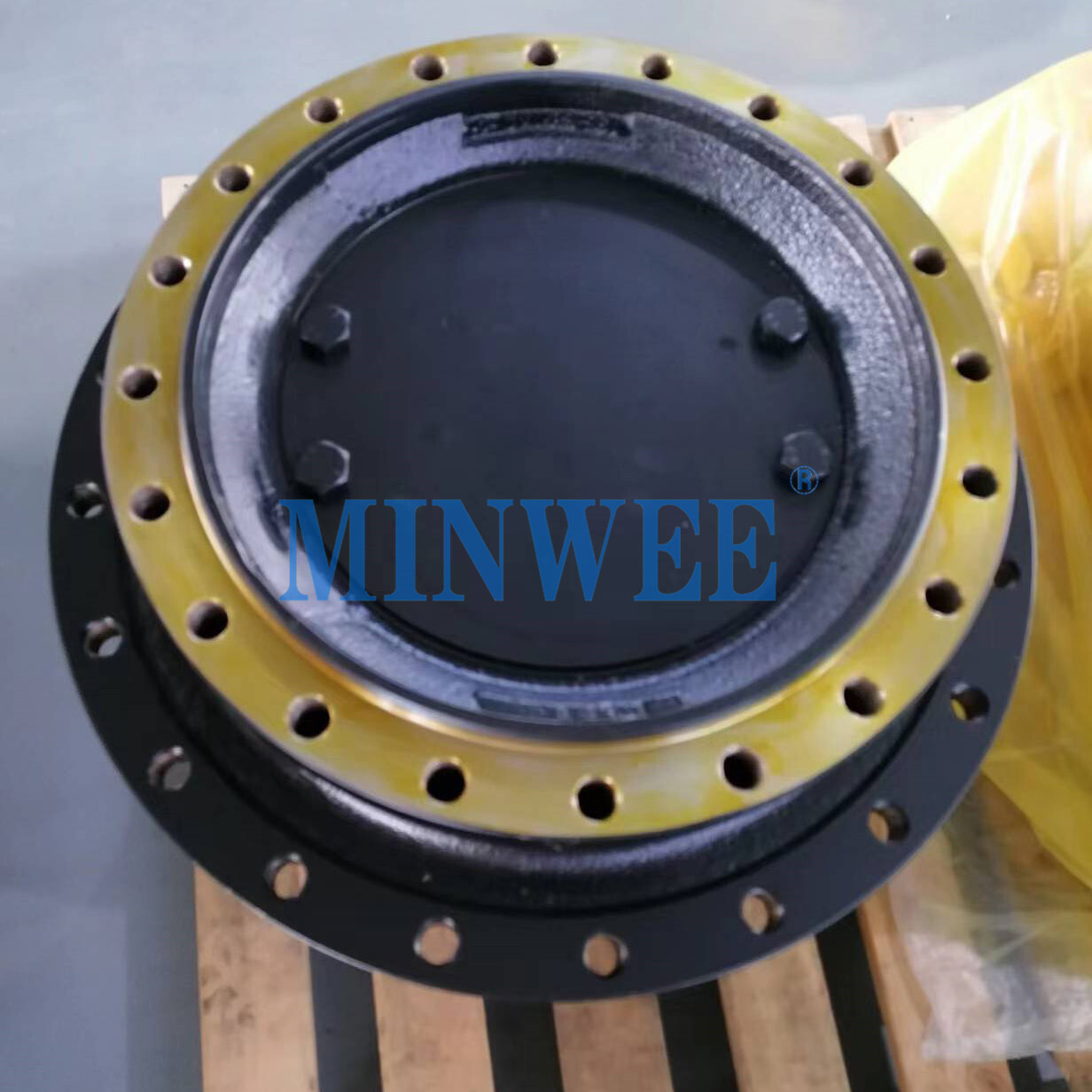 1741576206 704 345B E345B final drive gearbox 345B travel gearbox 137 3790 1373790
