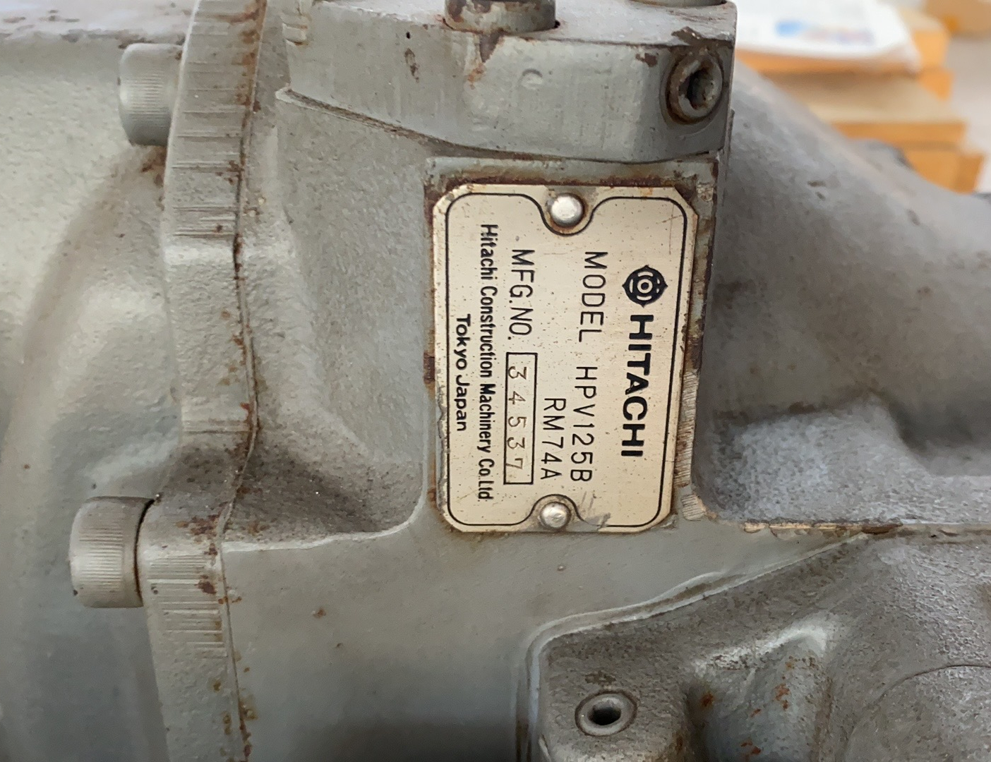 1742184110 607 Construction works HPV125 hydraulic pump HPV125 main pump