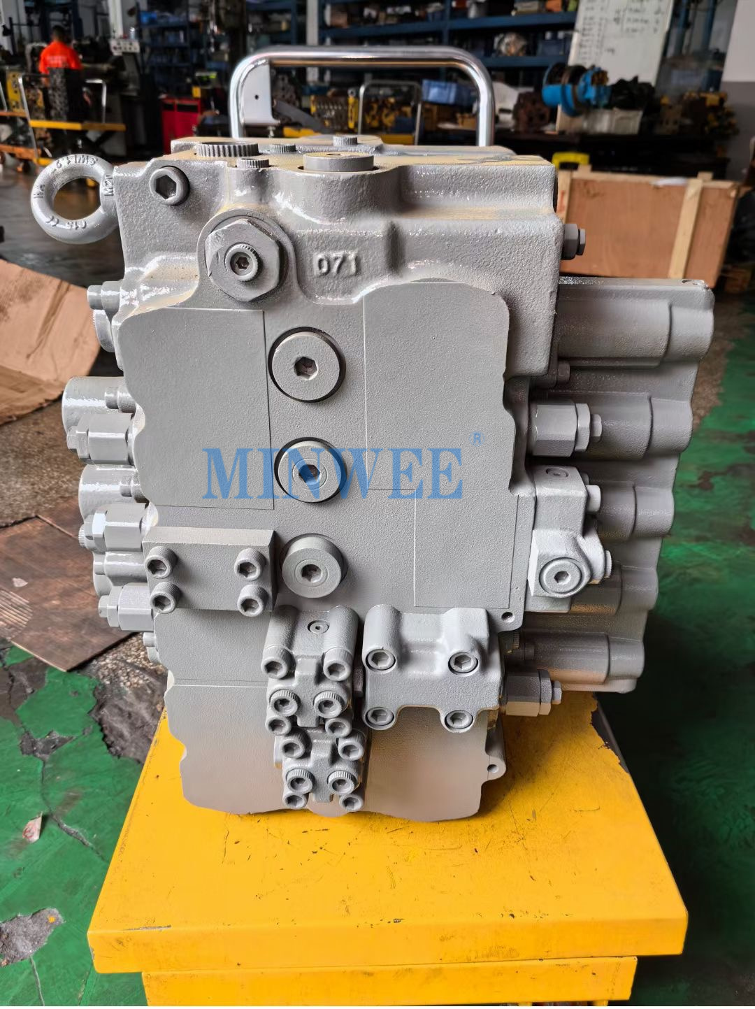 1742253006 469 MINWEE ZX490 5A ZX690 5A ZX890 5A For Hitachi Excavator Distributing valve YA00037264