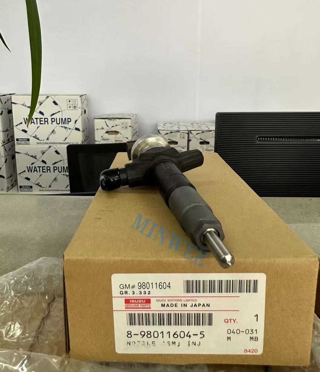 1742255500 653 MINWEE Engine parts High Quality New 4JJ1 Diesel Fuel Injector