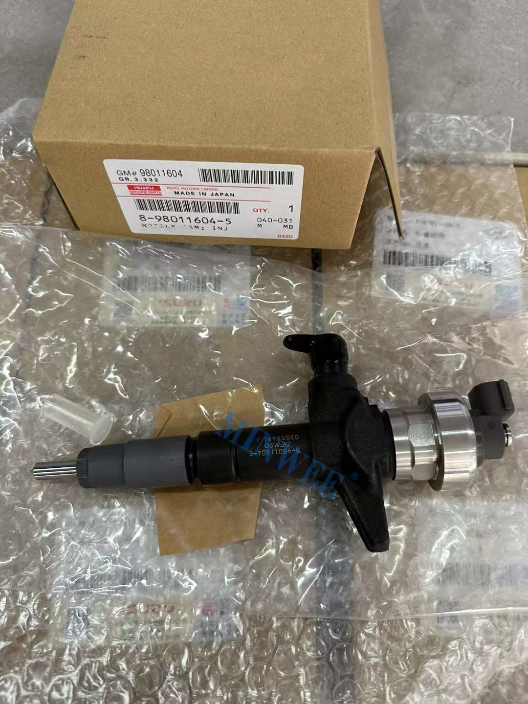 1742255500 879 MINWEE Engine parts High Quality New 4JJ1 Diesel Fuel Injector
