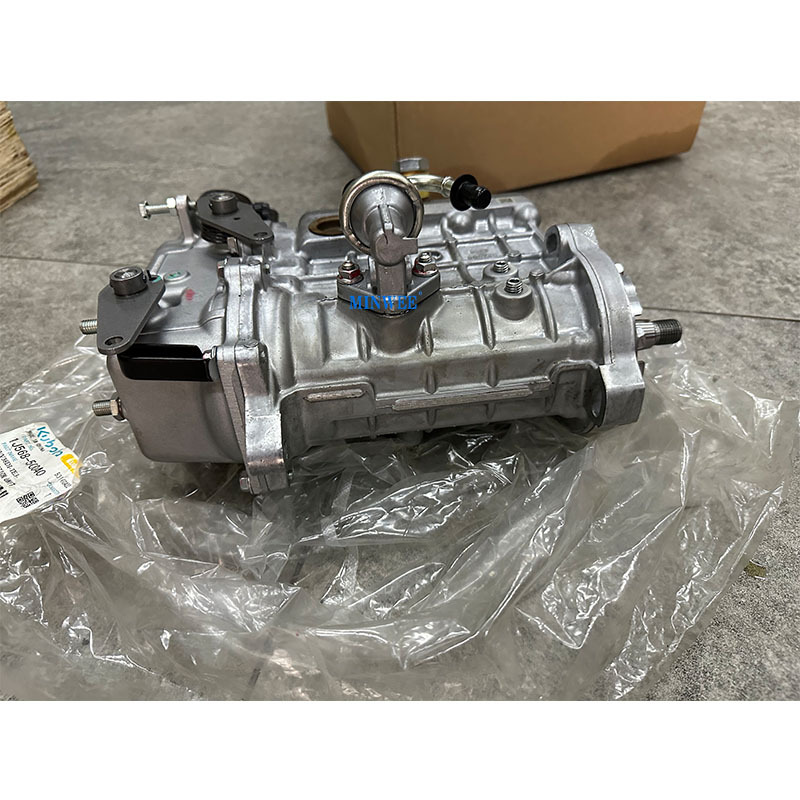 1742272738 634 MINWEE Engine Parts Kubota Engine Parts V3300 V3300T Diesel Injection